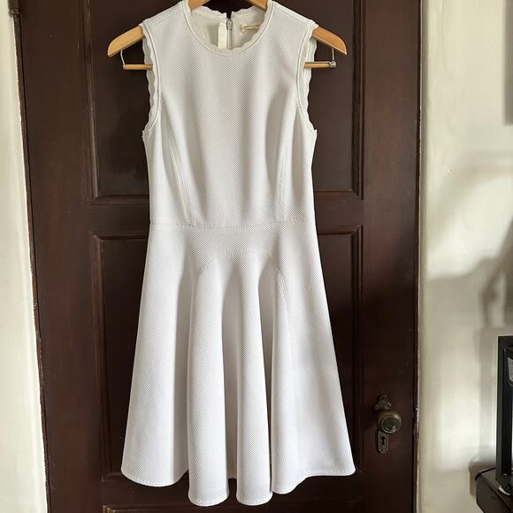 REBECCA TAYLOR | White Textured Fit & Flare dress with Scallop Detail | Size 4 - Picture 1 of 7
